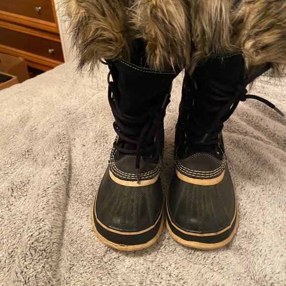 Sorel Joan of Arctic Winter Boots - Picture 3 of 6